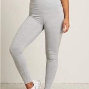 FLEXFITT gray leggings